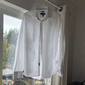 Egara Crisp White Men's Dress Shirt